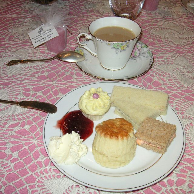 Scone & butter